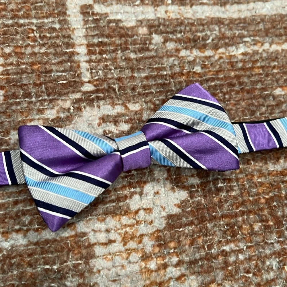 bow tie